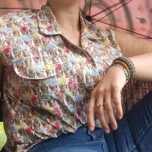 Button up sleeveless |Collared vintage Plant Shirt  |Cool Blue Brand|